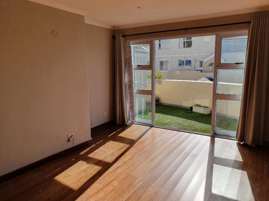 To Let 2 Bedroom Property for Rent in Rondebosch Village Western Cape